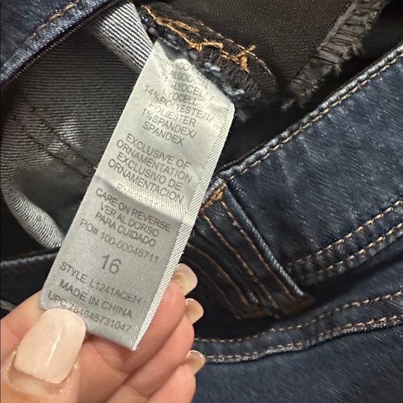 Wit & Wisdom Blue Jeans with Stretch size 16 - Picture 3 of 4